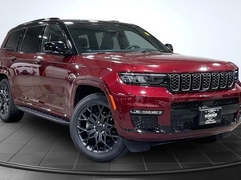 Used 2024 Jeep Grand Cherokee L Summit AWD/4WD image 12