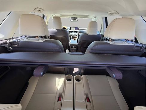 Used 2019 Lexus RX 350L FWD image 37