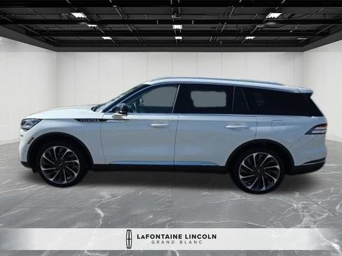 Used 2024 Lincoln Aviator Reserve w/ Equipment Group 201A AWD/4WD image 4