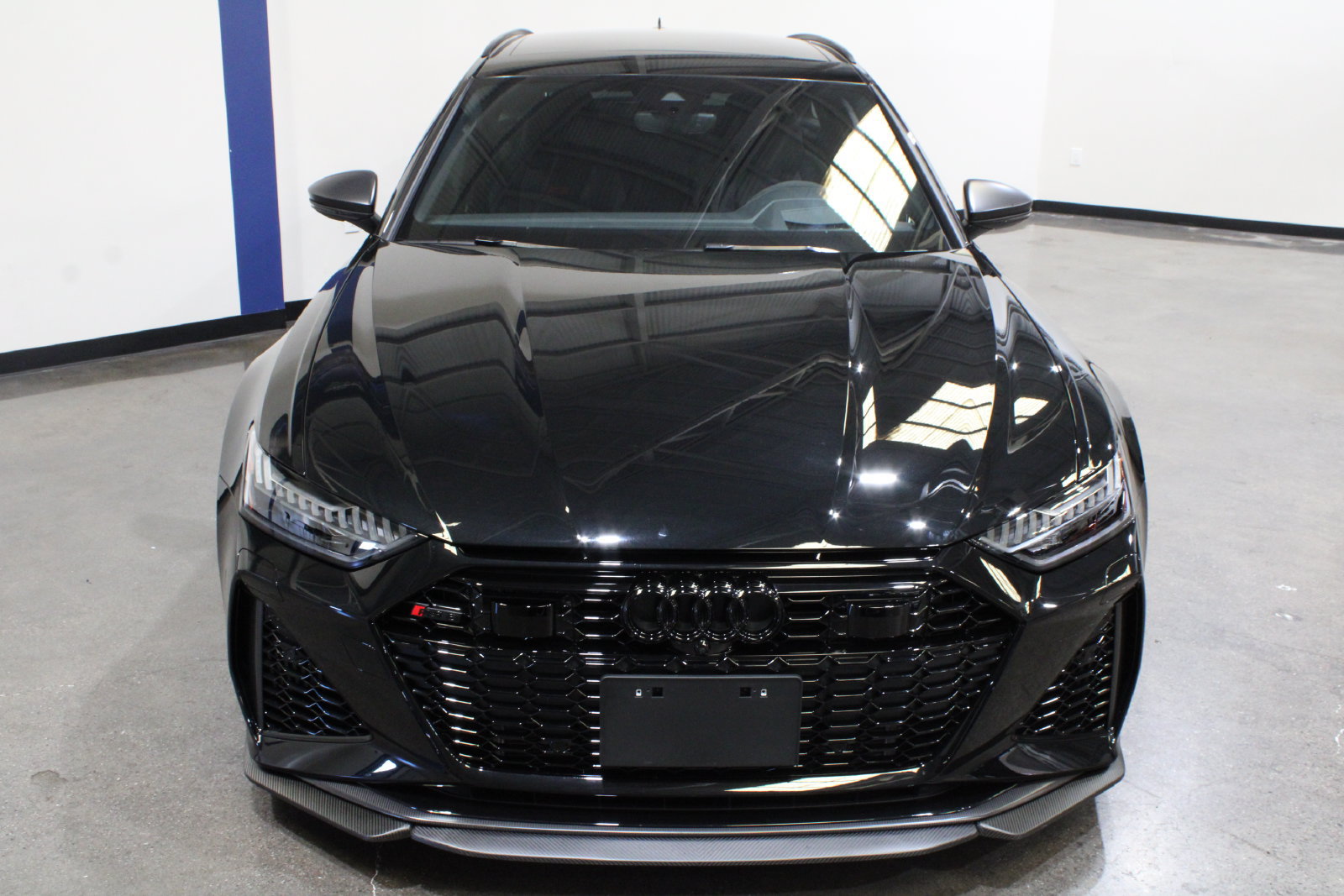 Used 2025 Audi RS 6 performance AWD/4WD image 3