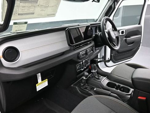 New 2026 Jeep Wrangler Unlimited Sport w/ Convenience Group image 24