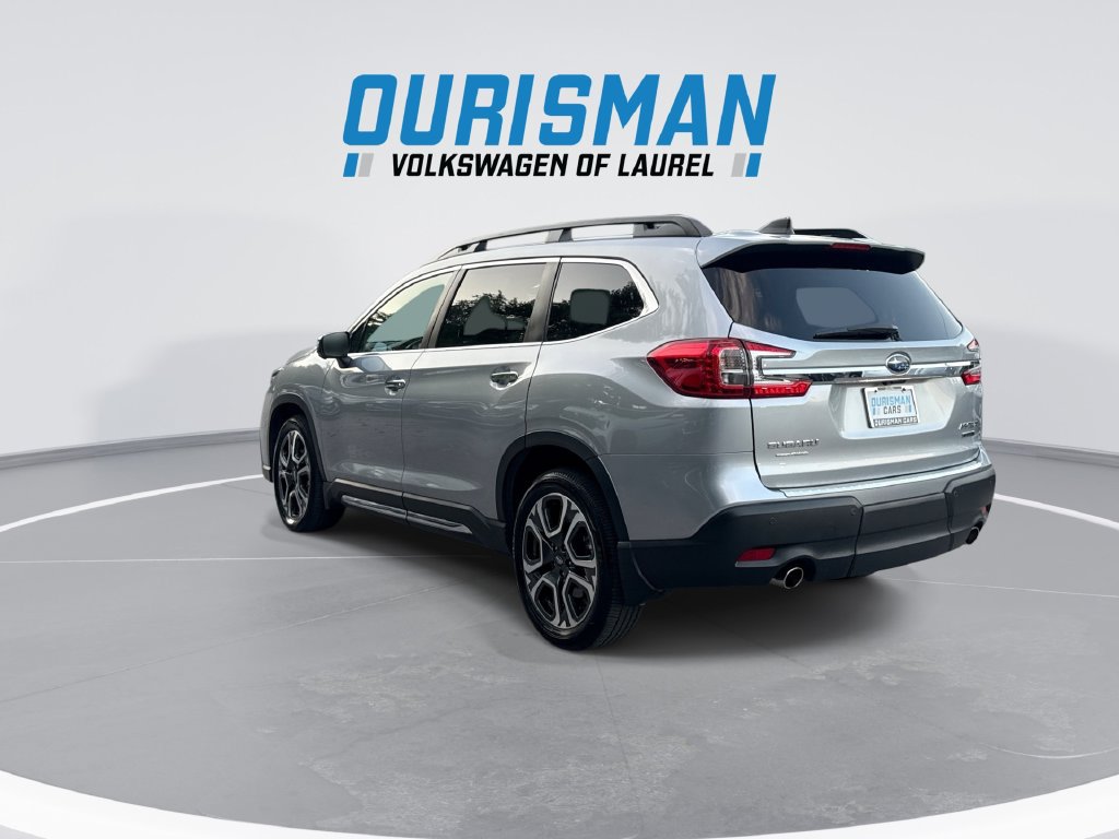Used 2023 Subaru Ascent Touring AWD/4WD image 6
