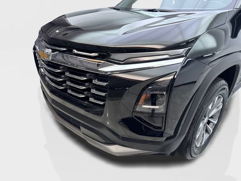 Used 2025 Chevrolet Equinox LT FWD image 16