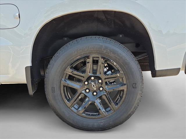 New 2026 Chevrolet Silverado 1500 RST w/ LPO, Dark Essentials Package AWD/4WD image 10