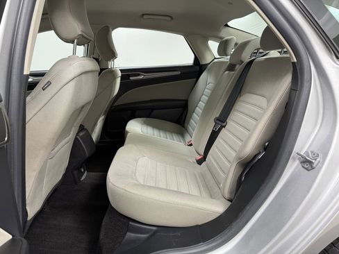 Used 2018 Ford Fusion S image 20