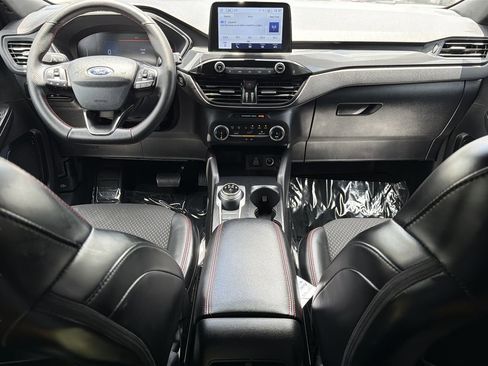 Used 2025 Ford Escape ST-Line AWD/4WD image 11