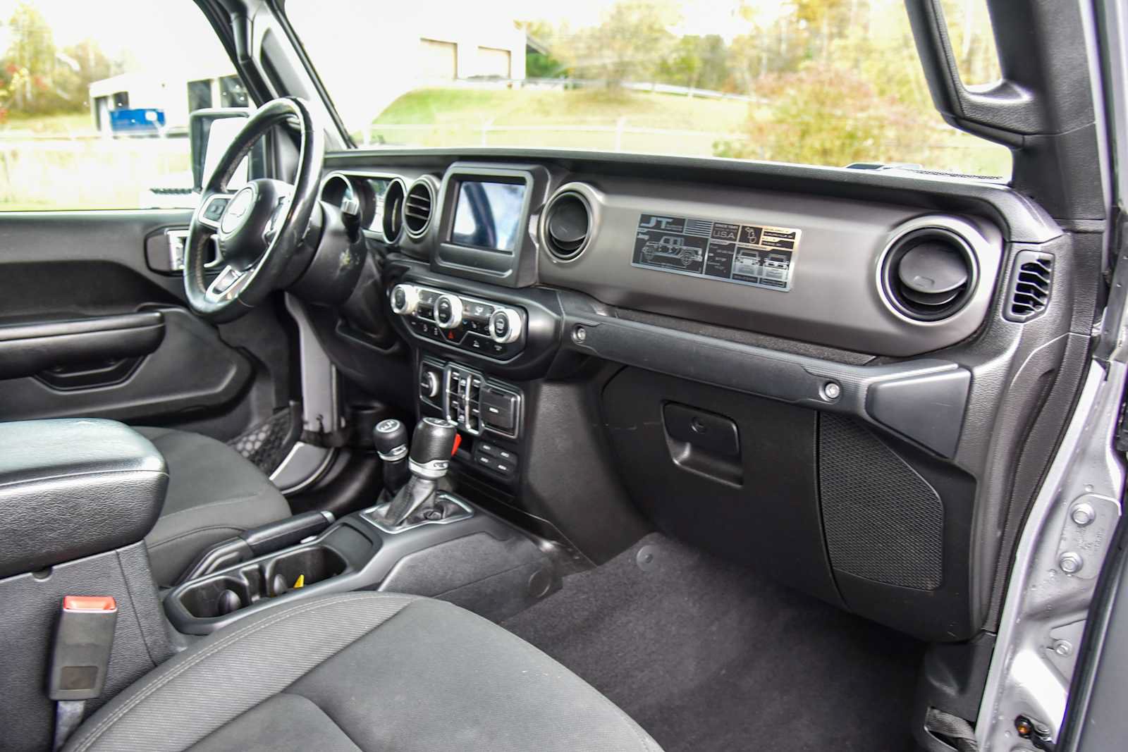 Certified 2020 Jeep Gladiator Sport w/ Quick Order Package 24S AWD/4WD image 10