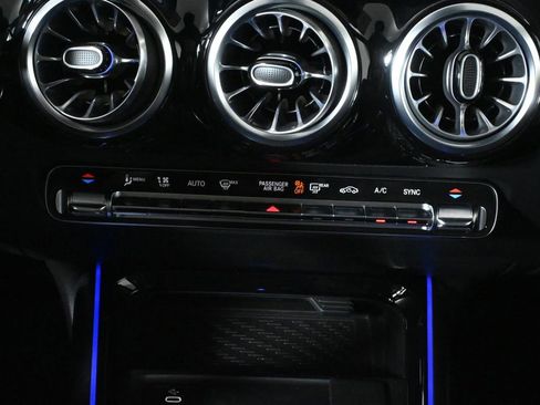 New 2026 Mercedes-Benz GLA 250 4MATIC image 24