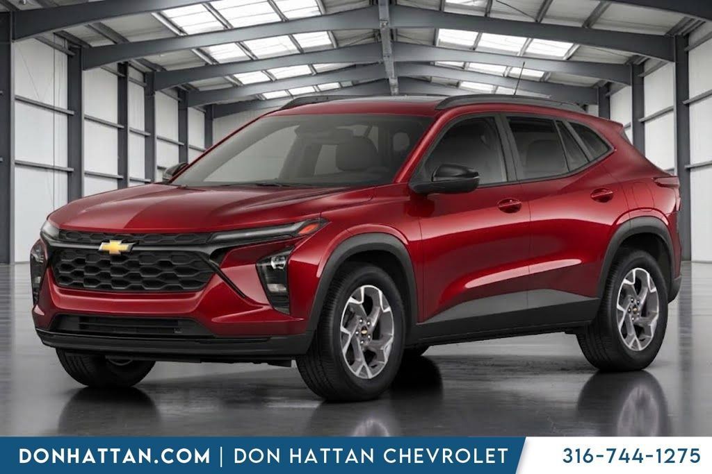 New 2026 Chevrolet Trax LT w/ LT Convenience Package FWD image 1