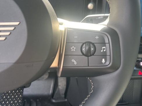 Used 2025 MINI Cooper S FWD image 23