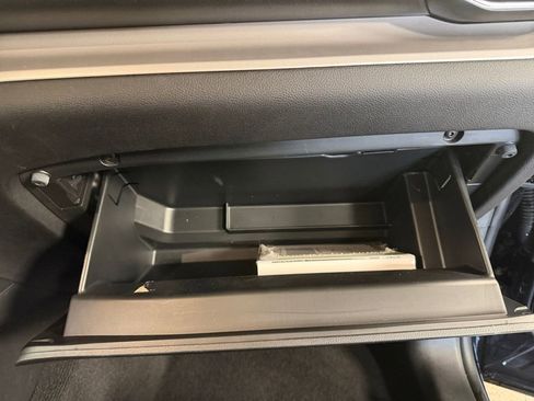 Used 2023 Ford Explorer XLT w/ Equipment Group 202A image 18