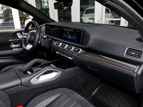 Used 2024 Mercedes-Benz GLE 63 AMG S image 29