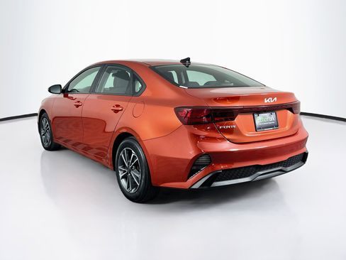 Used 2024 Kia Forte LXS w/ LXS Technology Package FWD image 5