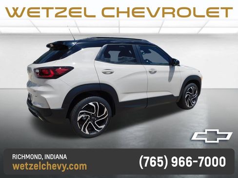 New 2026 Chevrolet TrailBlazer RS w/ Convenience Package AWD/4WD image 3