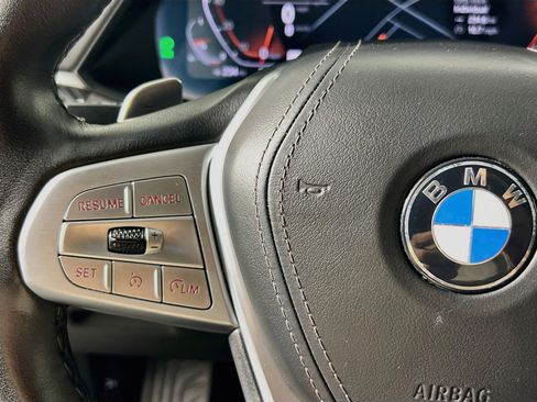 Used 2022 BMW X7 xDrive40i w/ Premium Package AWD/4WD image 18