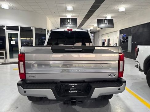 Used 2022 Ford F350 Platinum AWD/4WD image 7
