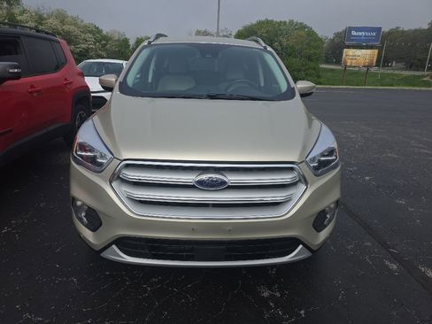 Used 2017 Ford Escape Titanium w/ Equipment Group 301A FWD image 2