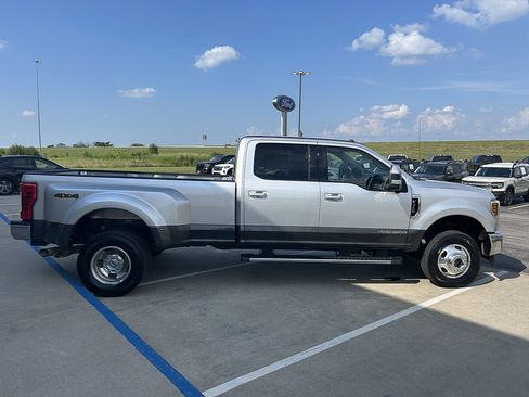 Used 2018 Ford F350 Lariat w/ Lariat Value Package AWD/4WD image 7