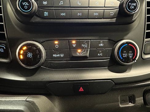 Used 2024 Ford Transit 350 XL image 33