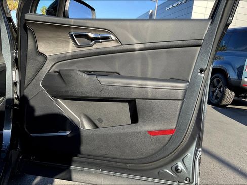 Used 2025 Kia Sportage X-Line image 27