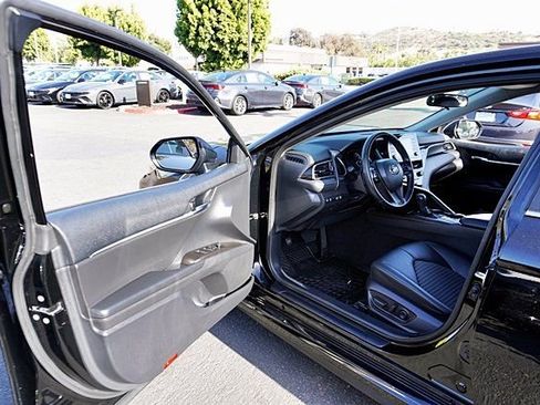 Used 2023 Toyota Camry SE FWD image 34