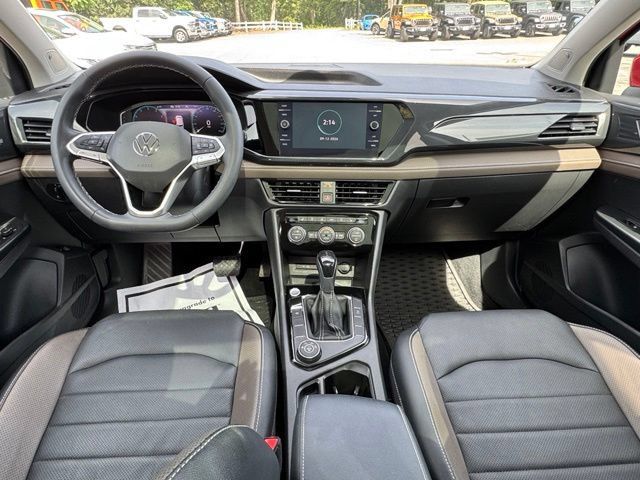 Certified 2022 Volkswagen Taos SEL w/ Panoramic Sunroof Package AWD/4WD image 14