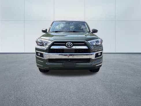 Used 2022 Toyota 4Runner Limited AWD/4WD image 3