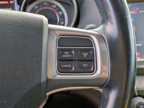 Used 2020 Dodge Journey Crossroad image 25