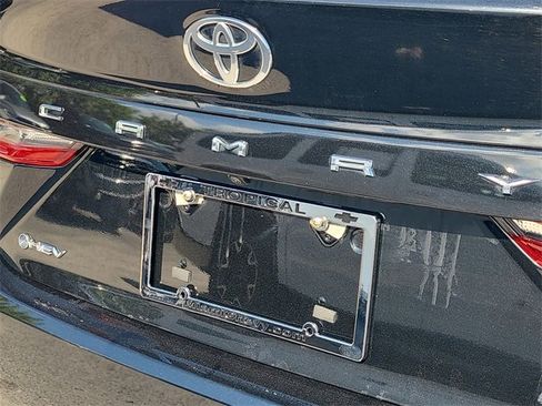 Used 2025 Toyota Camry LE image 9