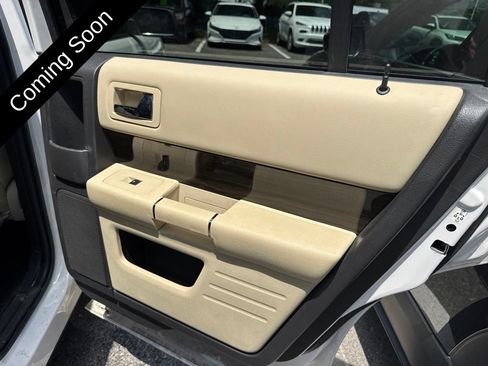 Used 2019 Ford Flex SEL w/ Equipment Group 202A FWD image 14
