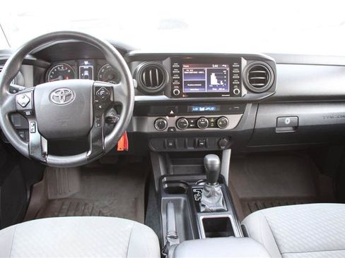 Used 2021 Toyota Tacoma SR AWD/4WD image 14