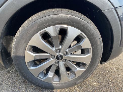 Used 2020 Kia Telluride S AWD/4WD image 16