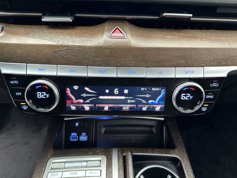 Certified 2024 Genesis G80 AWD/4WD image 19