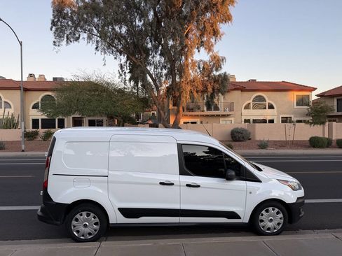 Used 2019 Ford Transit Connect XL image 20