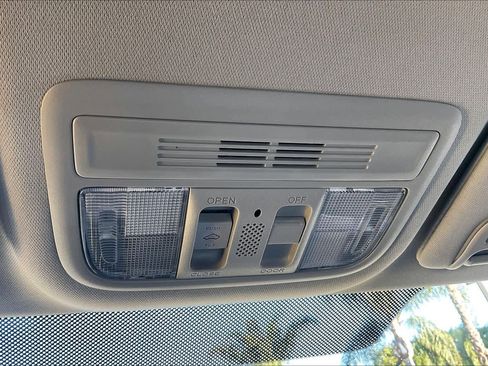 Used 2018 Honda Civic EX image 32