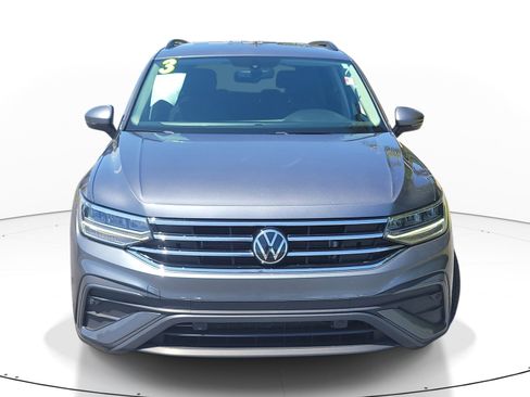 Used 2023 Volkswagen Tiguan S FWD image 2