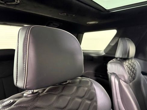 Used 2022 Hyundai Palisade Calligraphy image 30