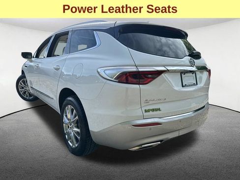 Used 2023 Buick Enclave Essence w/ Experience Buick Package AWD/4WD image 10