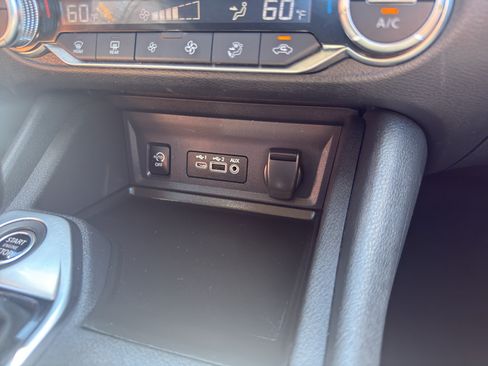 Certified 2024 Nissan Sentra SV w/ All-Weather Package FWD image 19