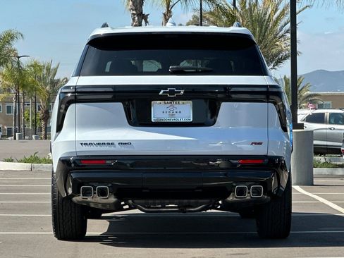 New 2026 Chevrolet Traverse RS image 5