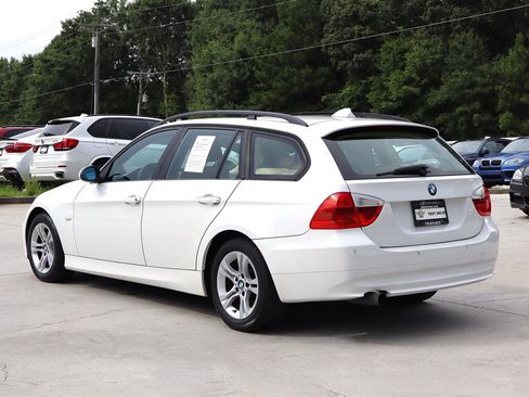 Used 2008 BMW 328xi Wagon AWD/4WD image 5