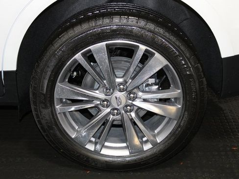 New 2025 Cadillac XT5 Premium Luxury image 27