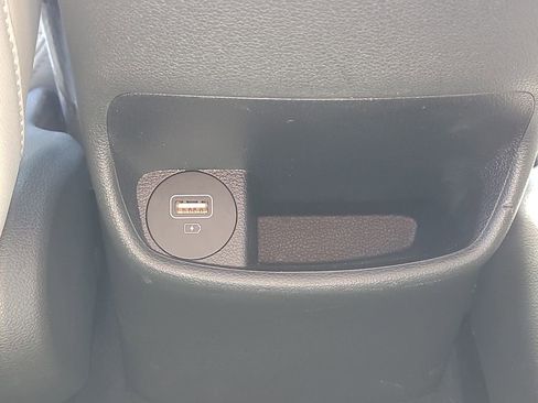 Used 2022 Hyundai Kona Limited w/ Cargo Package image 16