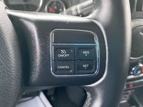 Used 2017 Jeep Wrangler Unlimited Sport image 27