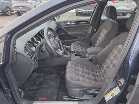 Used 2015 Volkswagen GTI SE image 15