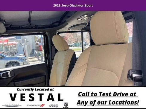 Used 2022 Jeep Gladiator Sport image 12