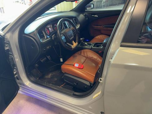 Used 2022 Dodge Charger SRT Hellcat w/ Harman/Kardon Audio Group image 11