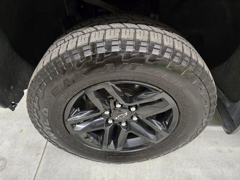 Used 2022 Chevrolet Silverado 1500 LT Trail Boss image 10