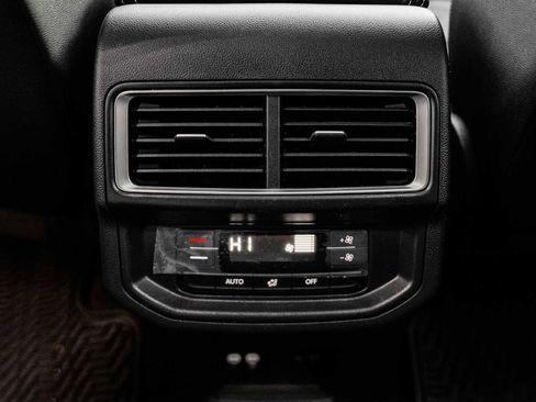 New 2026 Volkswagen Atlas SE image 36