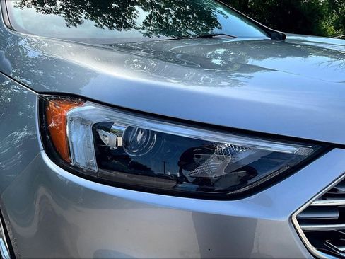 Used 2024 Ford Edge Titanium image 41